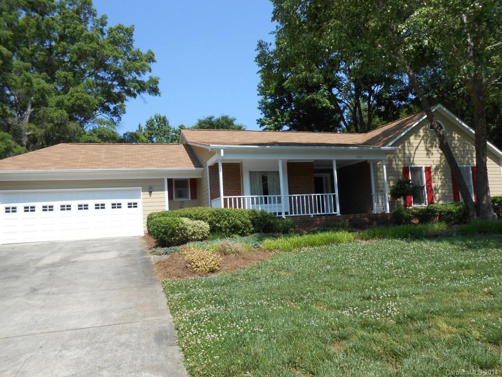 922 Evian Ln., Matthews, NC 28105