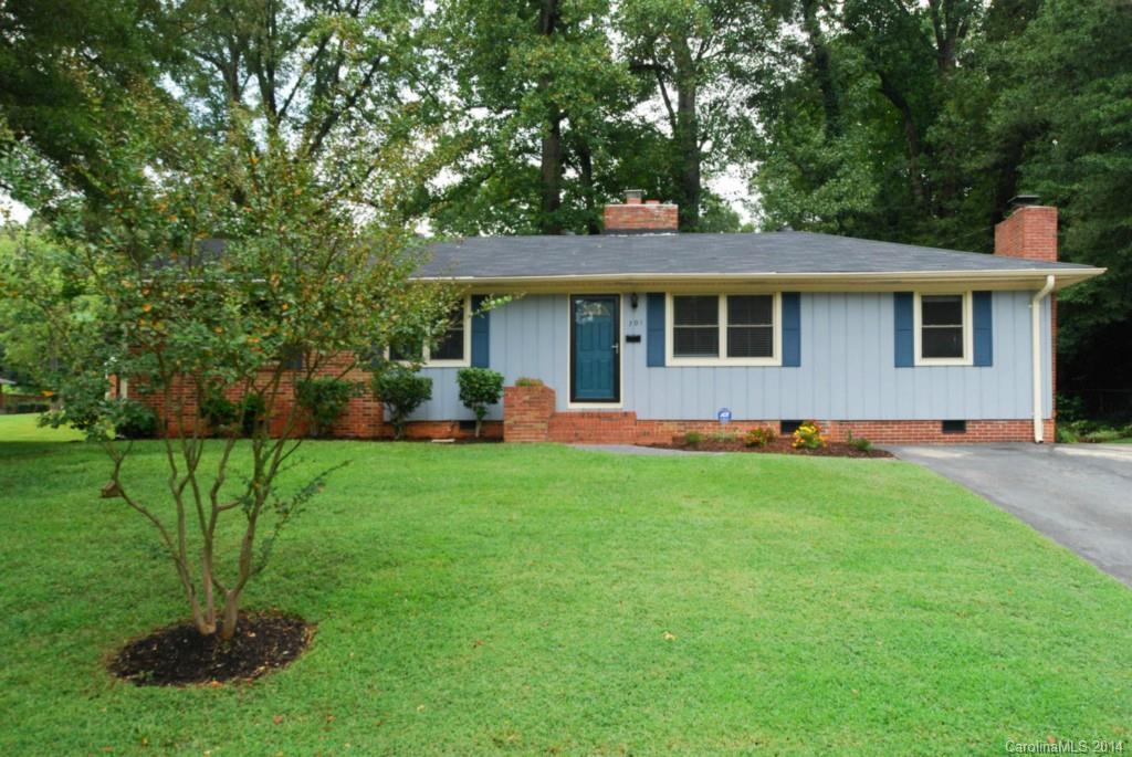 701 Manhasset Rd., Charlotte, NC 28209