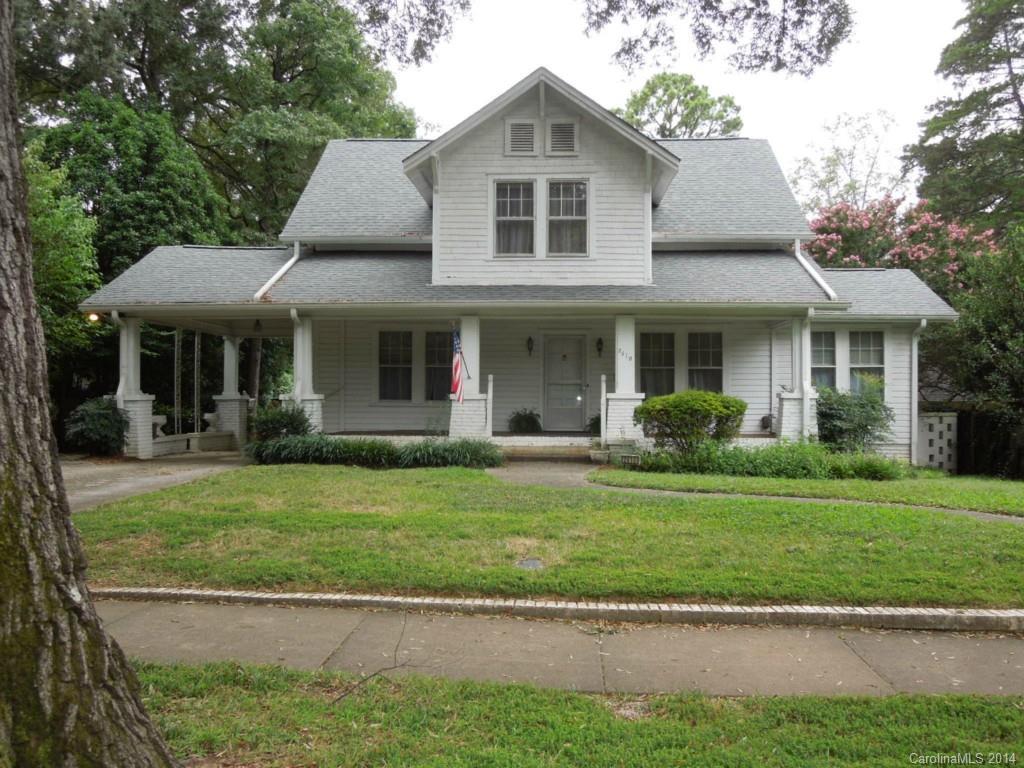 2610 Briarcliff Pl., Charlotte, NC 28207