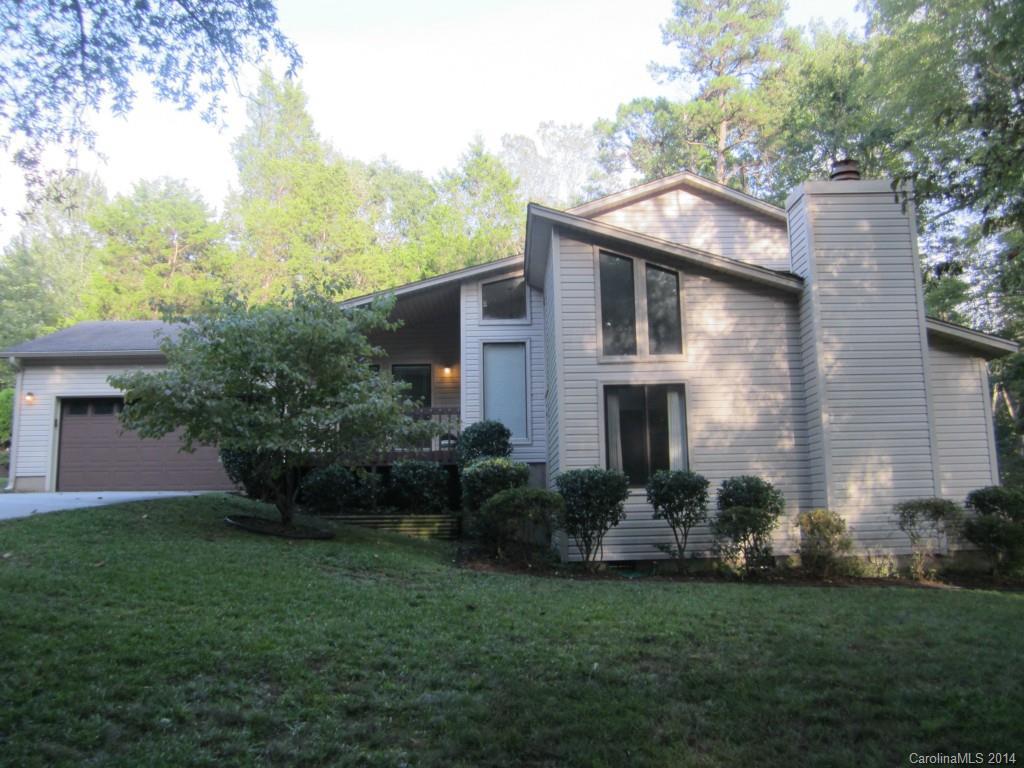 1910 Summerhill Dr., Charlotte, NC 28212