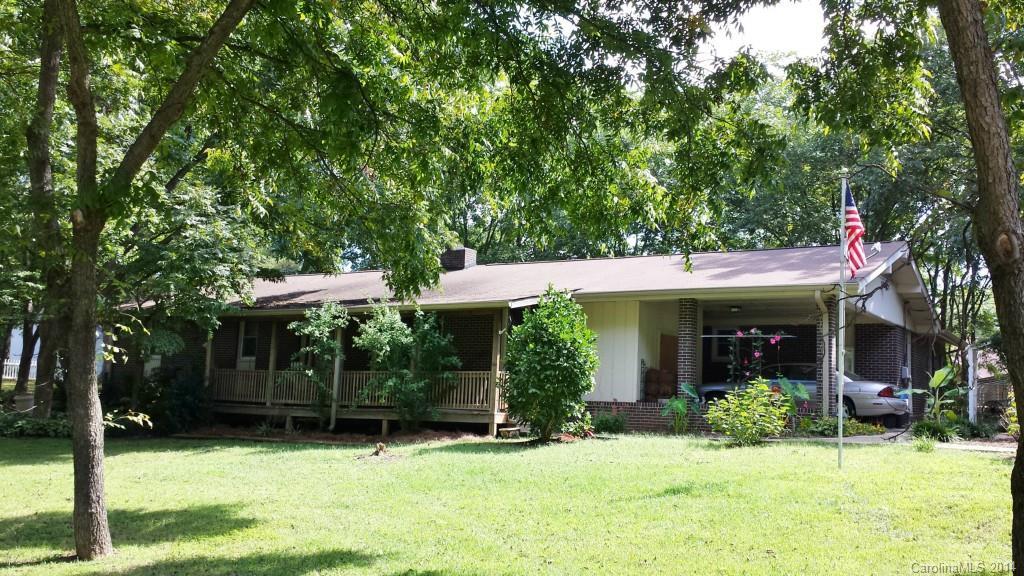 206 Dalewood Ave., Kannapolis, NC 28083