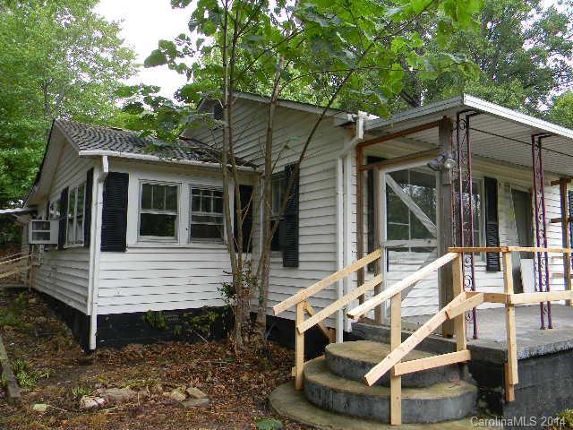 162 Carriage Rd., Statesville, NC 28677