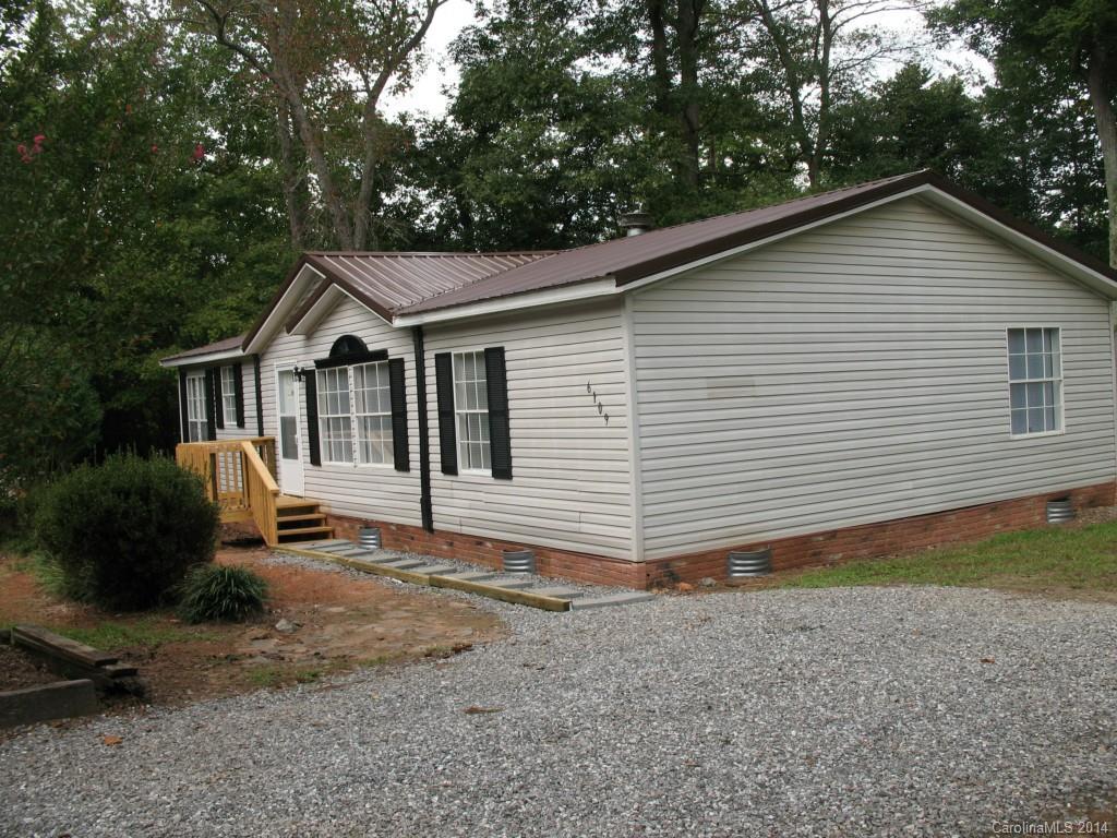 6109 Burnhurst Ln., Denver, NC 28037