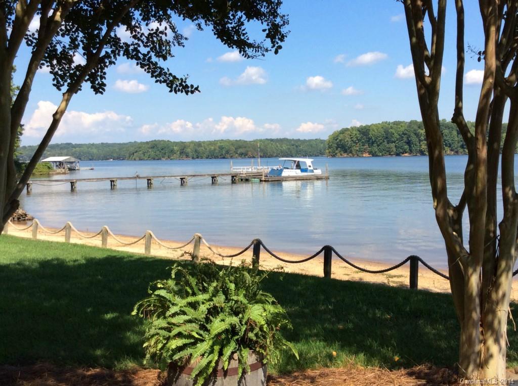 9231 Azalea Rd., Sherrills Ford, NC 28673
