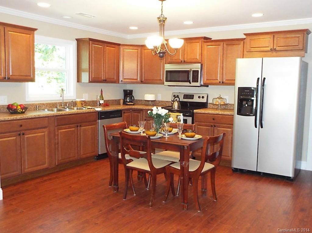 1207 Oakwood Ave., Kannapolis, NC 28083