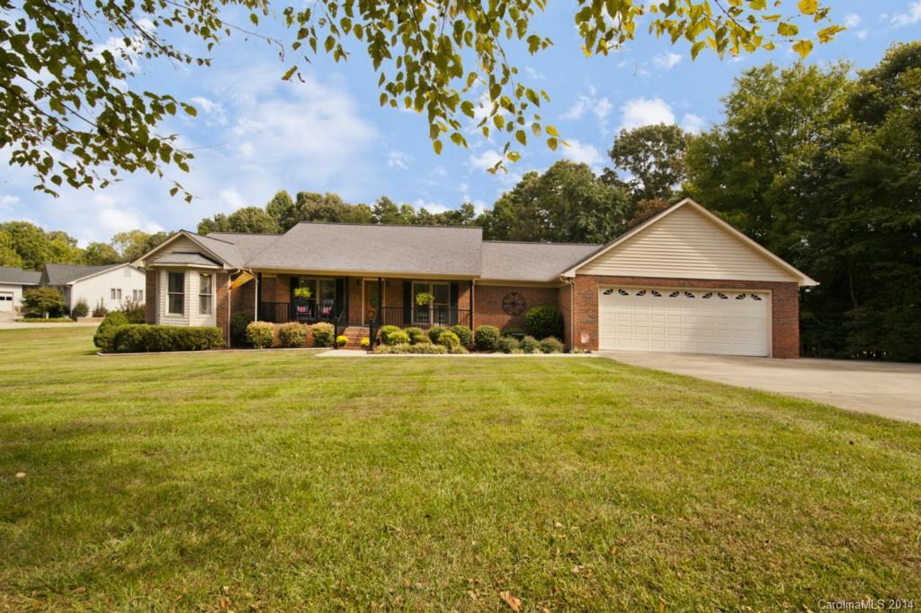 7271 Price Point Dr., Denver, NC 28037