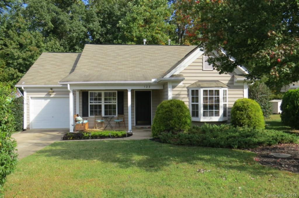 123 Sterling Terrace Dr. #104, Mooresville, NC 28115