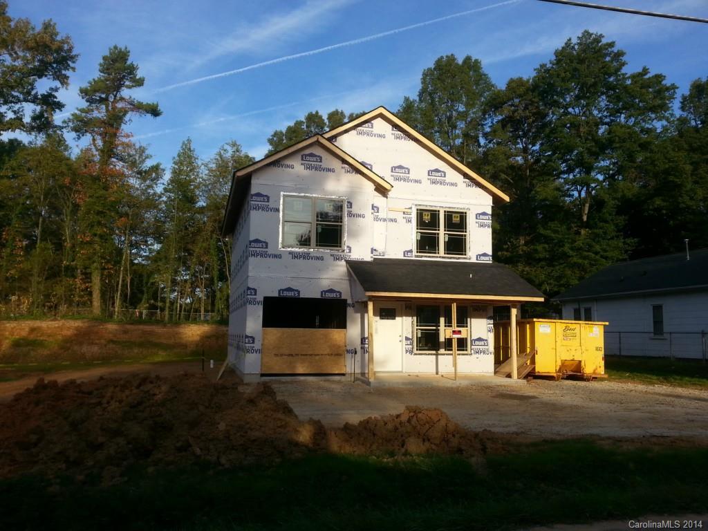 910 Oakwood Ave., Kannapolis, NC 28081