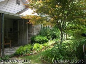38 Oak Park Rd., Asheville, NC 28801