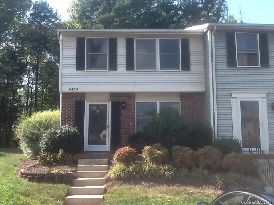 9456 Lexington Cir. #D, Charlotte, NC 28213