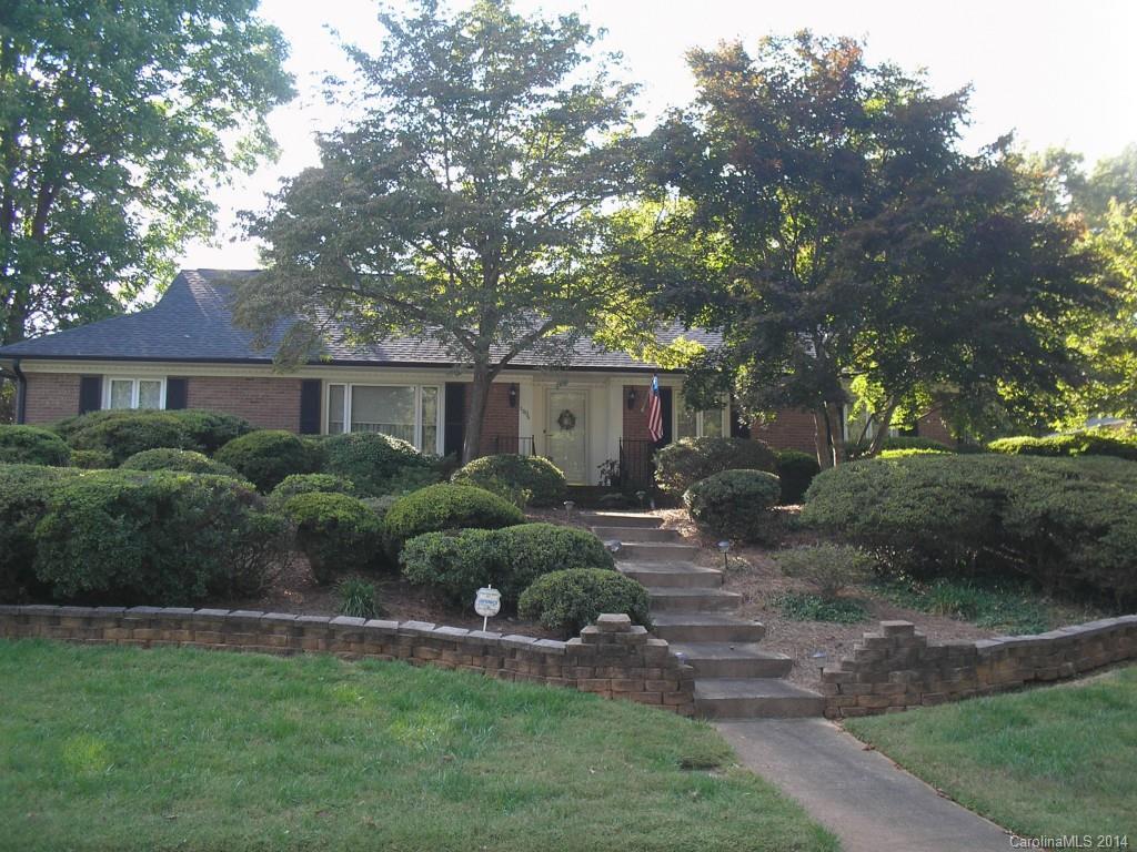 1205 Betsy Dr., Charlotte, NC 28211