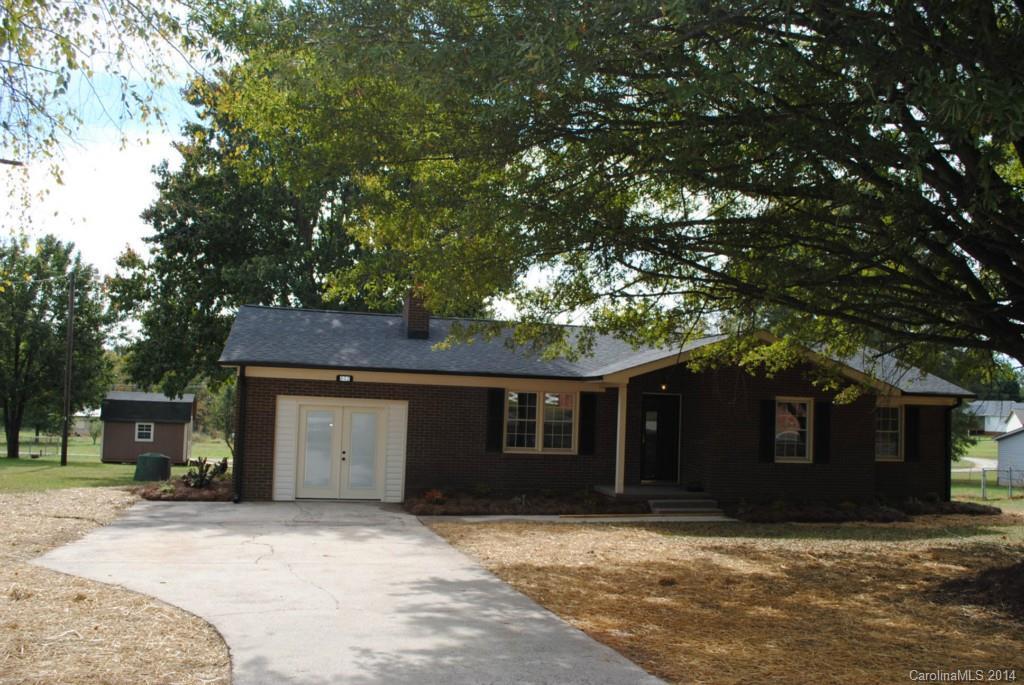 802 Linwood Rd., Mooresville, NC 28115