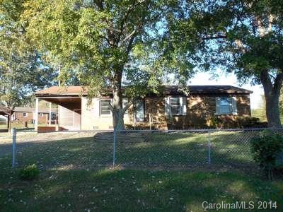 3613 Robinson Cir., Gastonia, NC 28056