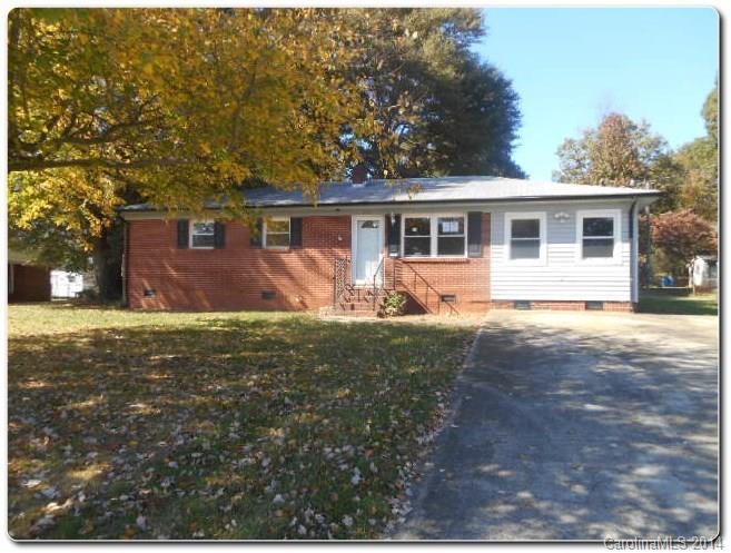 301 Ridge Dr., Mount Holly, NC 28120