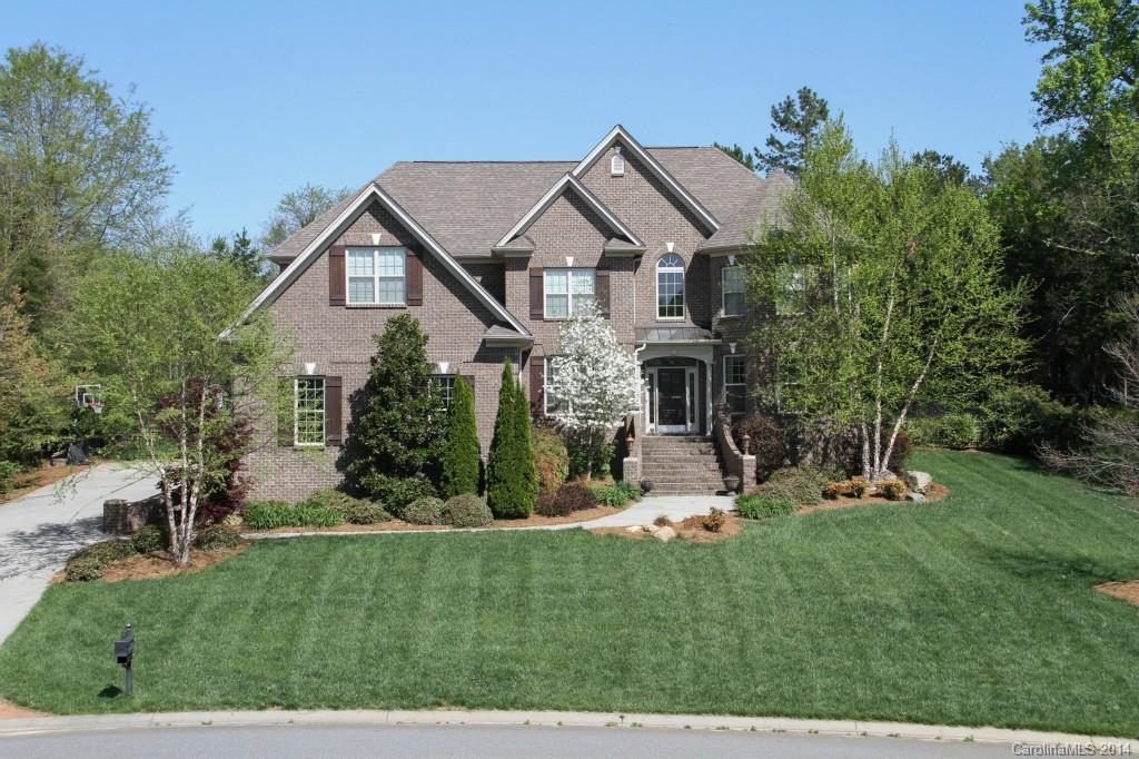 6235 Fox Chase Dr., Davidson, NC 28036