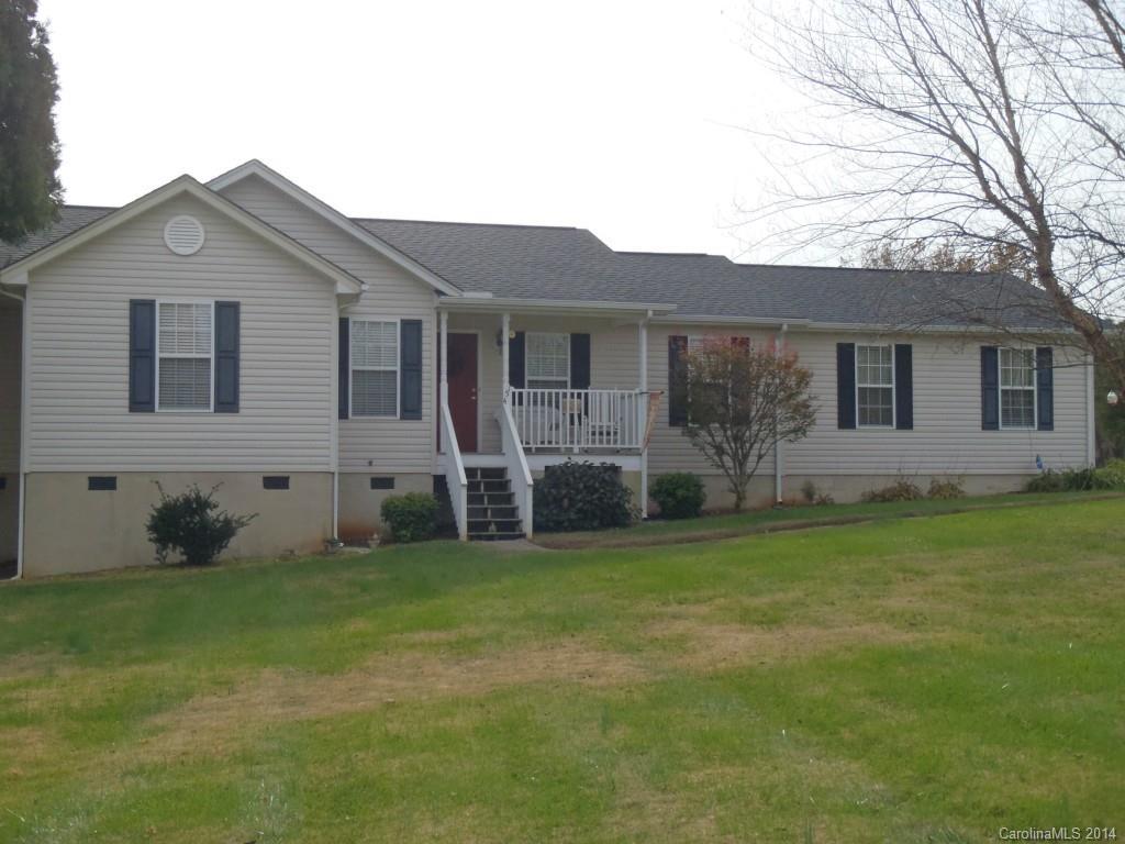 154 Strawberry Ln., Statesville, NC 28625
