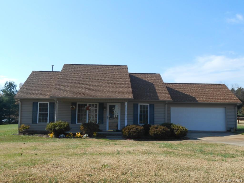 117 Brook Glen Dr., Mooresville, NC 28115