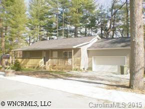 1010 Cherokee Drive, Hendersonville, NC 28739