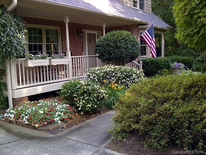 243 Tawny Bark Dr., Mooresville, NC 28117