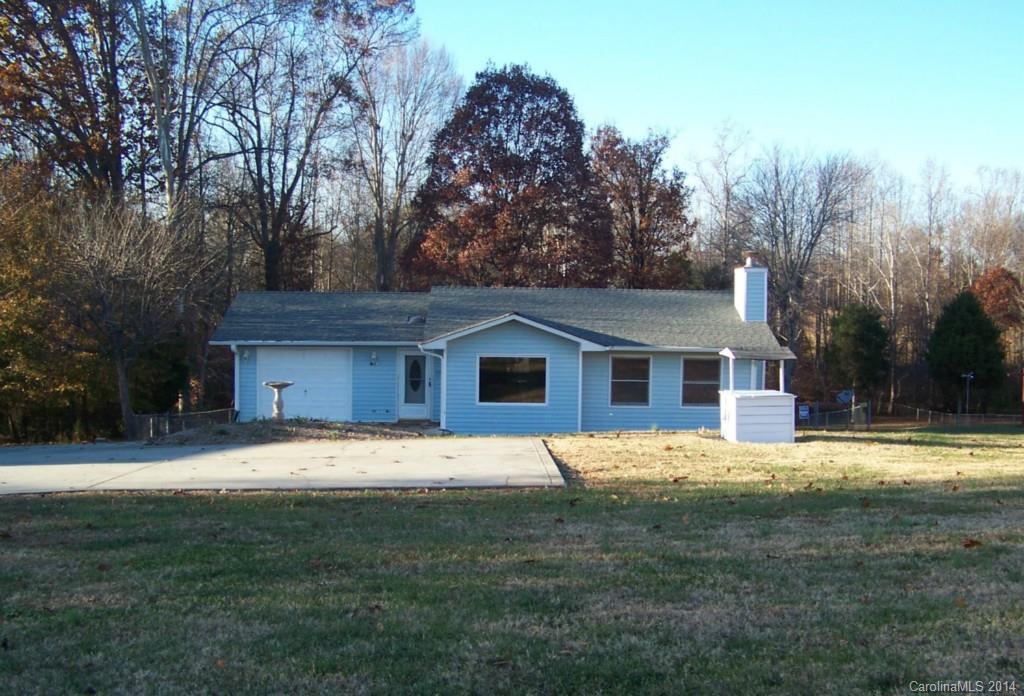 1804 Ashley St., Newton, NC 28658