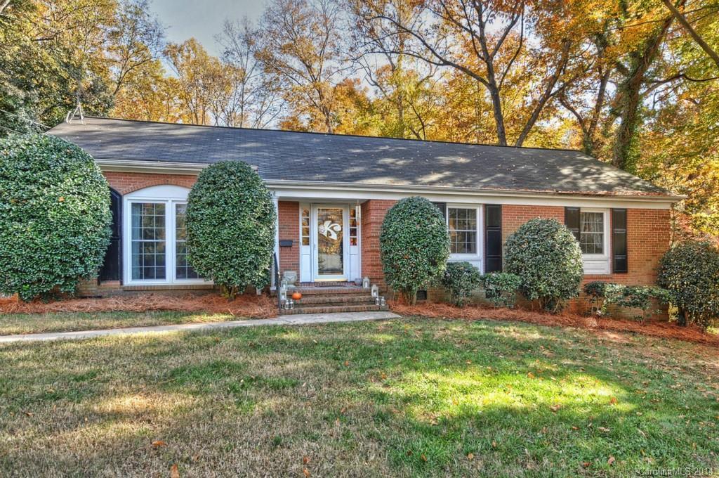 6201 Colchester Pl., Charlotte, NC 28210