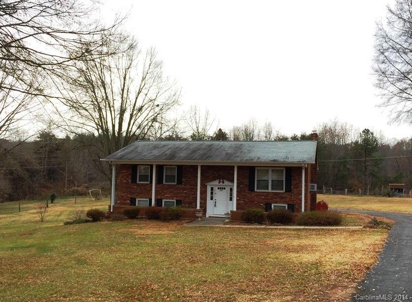 133 Island Park Ln., Statesville, NC 28625