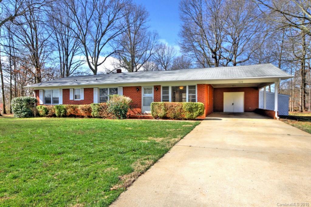 1628 N Barkley Rd., Statesville, NC 28677