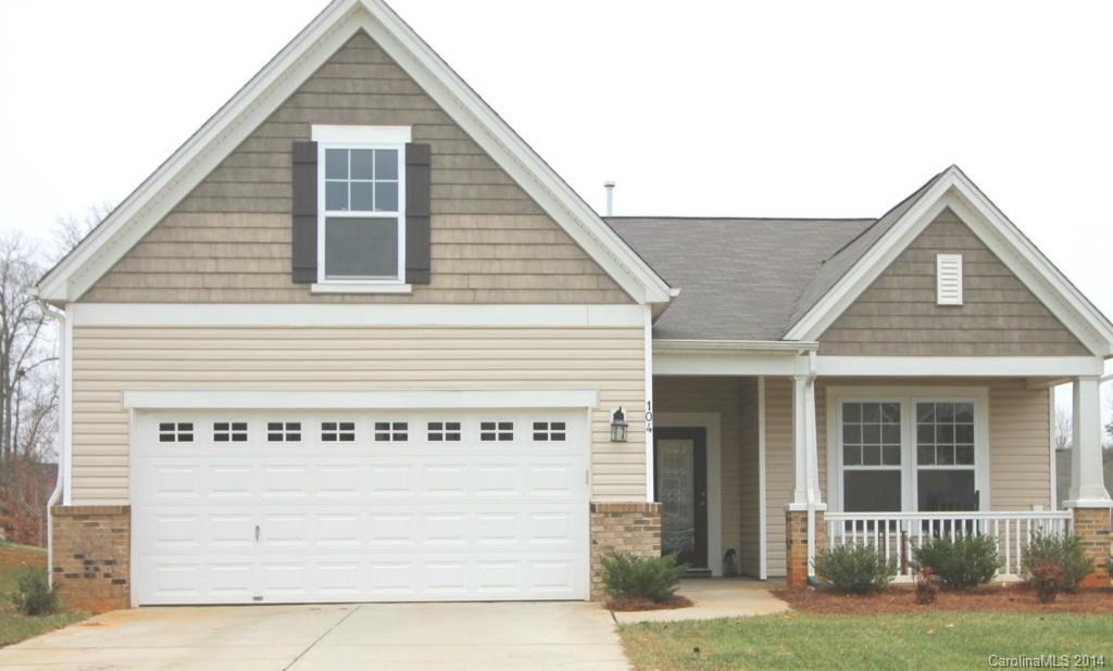 104 Clover St., Mount Holly, NC 28120