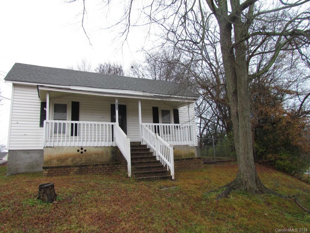 256 N Main St., Mount Holly, NC 28120