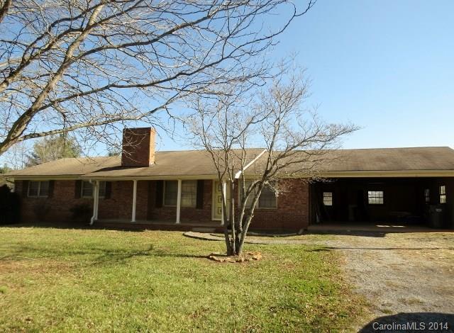 396 River Hill Rd., Statesville, NC 28625