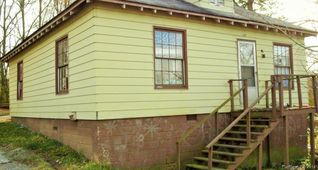 1619 Hemlock Ave., Gastonia, NC 28054