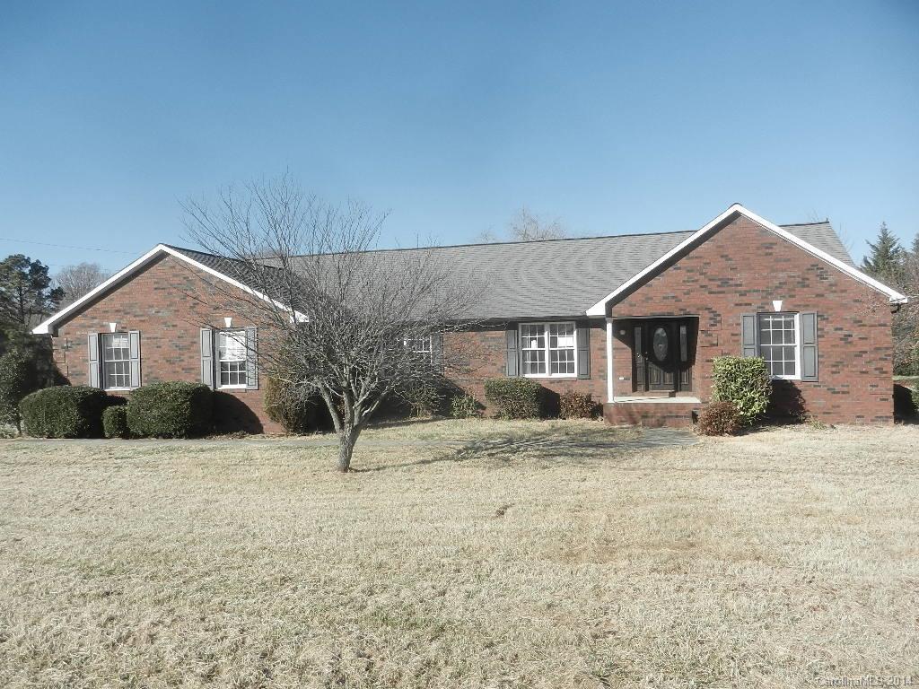 106 Creedmore Dr., Statesville, NC 28625