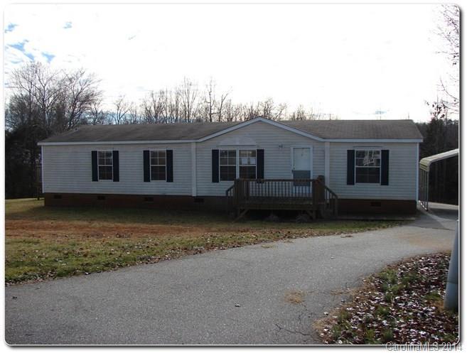 8792 Hunter Ct., Hickory, NC 28601