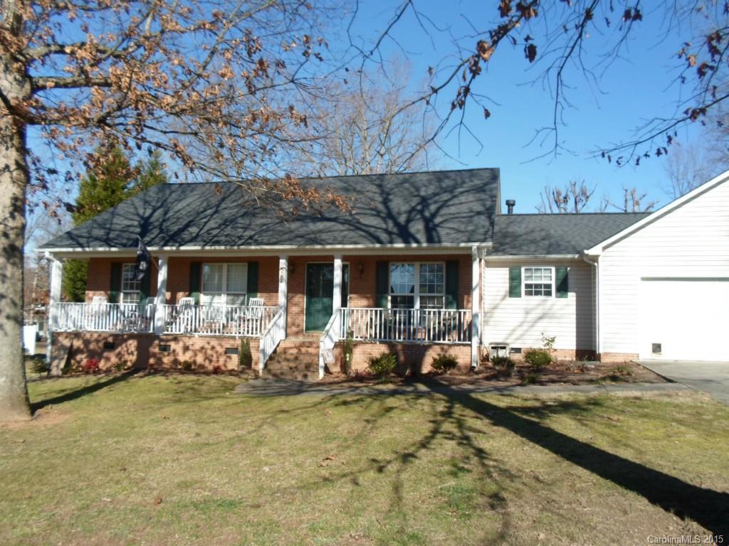 102 Laura Ct., Cherryville, NC 28021