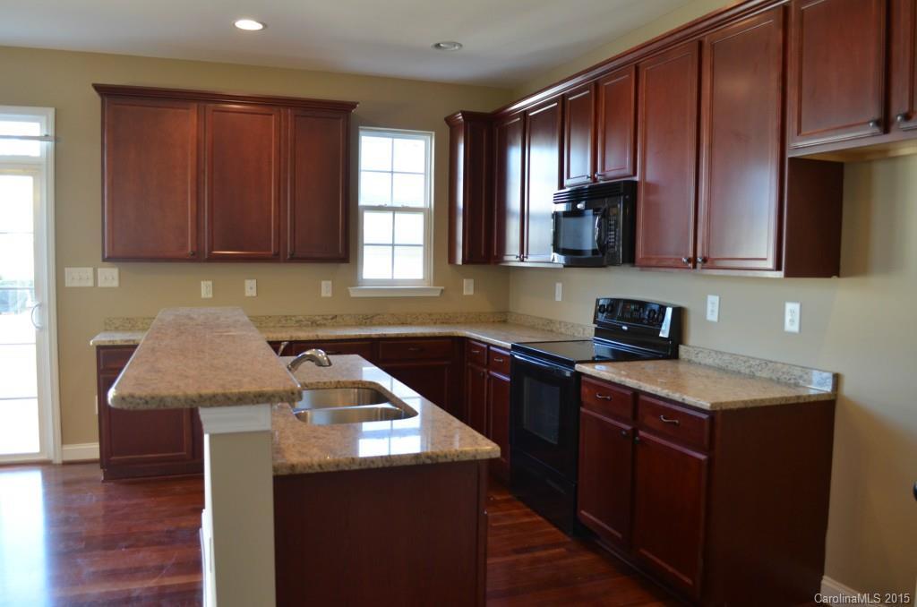 112 Walnut Cove Dr. #D, Mooresville, NC 28117