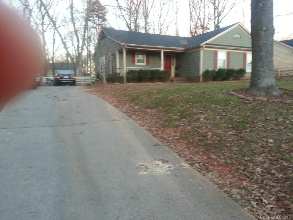 704 Conestoga Dr., Charlotte, NC 28270