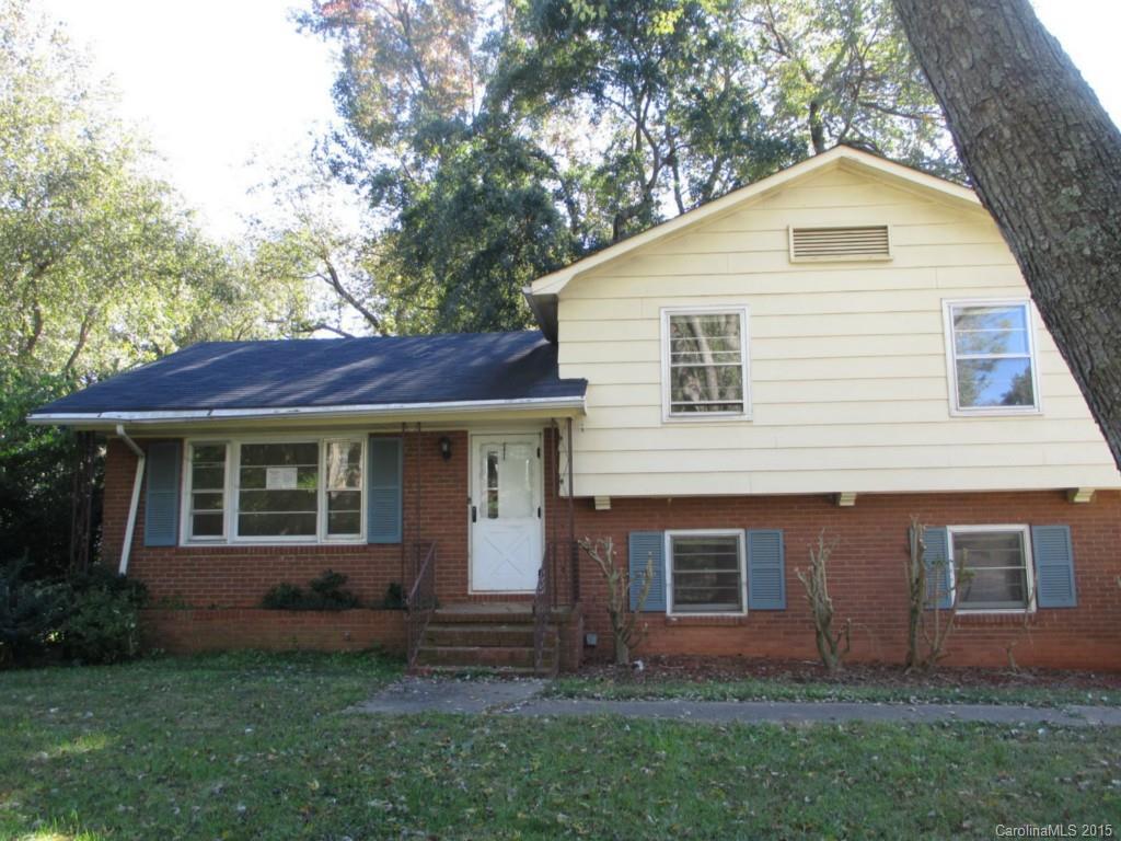 6309 Idlebrook Dr., Charlotte, NC 28212