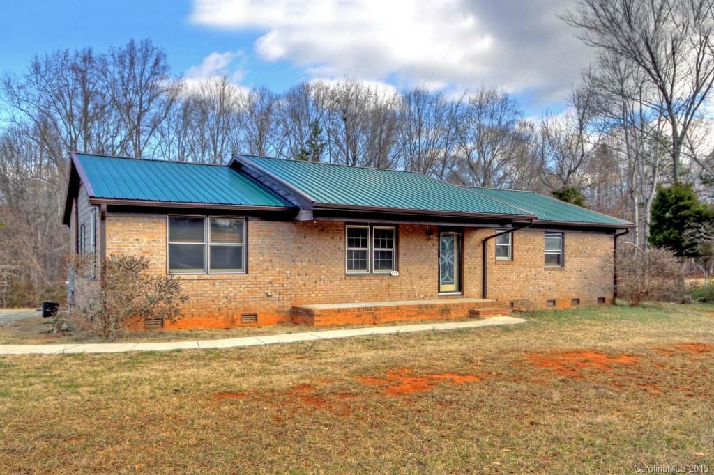 212 Parkertown Rd., Mooresville, NC 28115