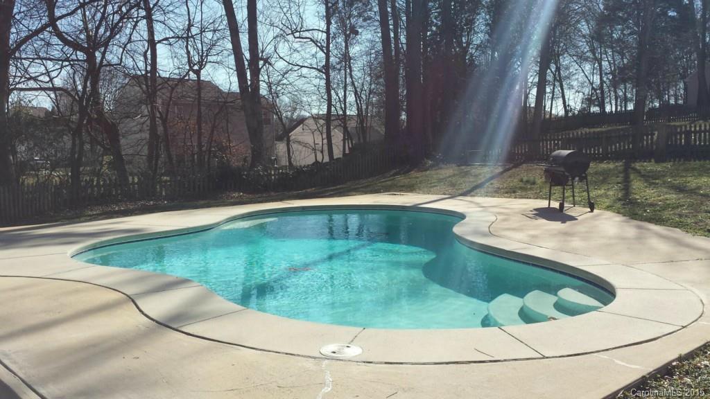 8718 Canter Post Dr., Charlotte, NC 28216