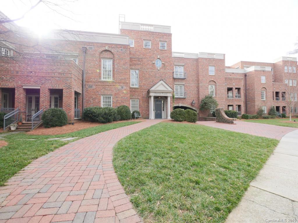 453 Fenton Pl., Charlotte, NC 28207