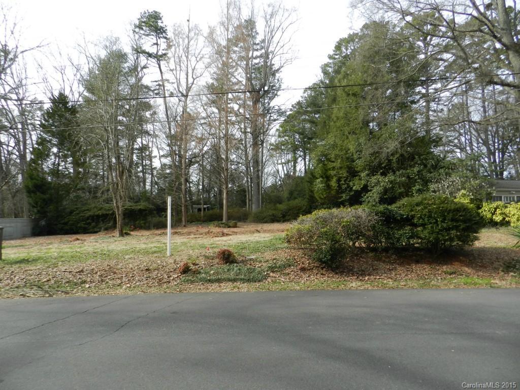 427 Wonderwood Dr., Charlotte, NC 28211