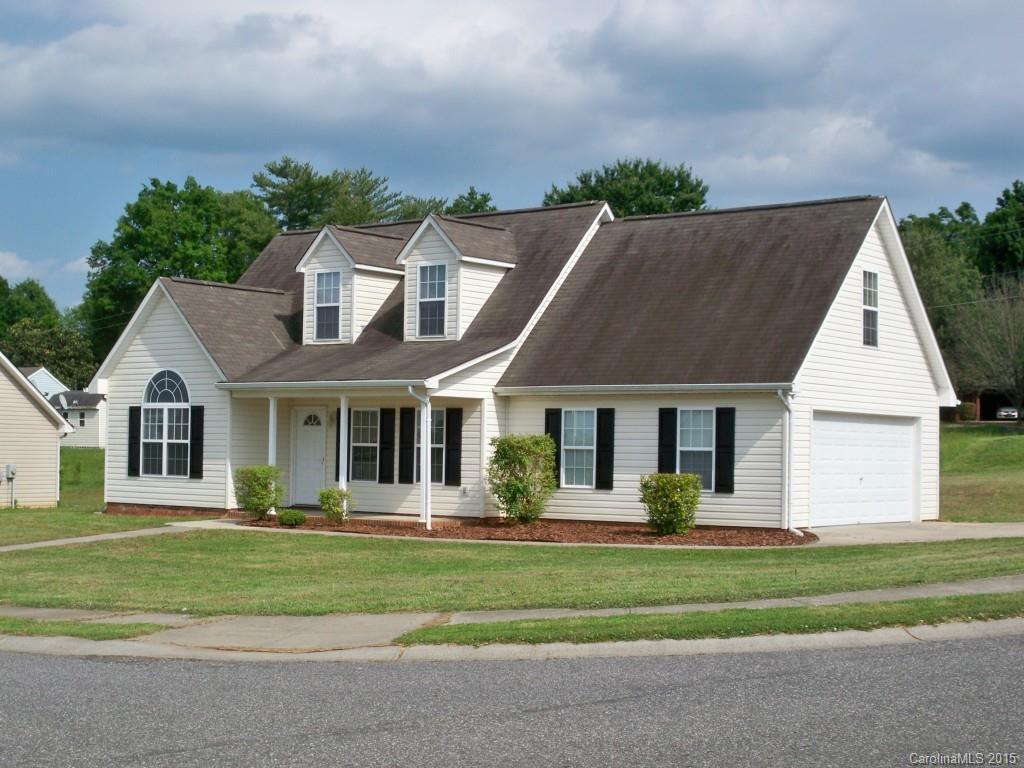 1713 Brookgreen Ave., Statesville, NC 28677