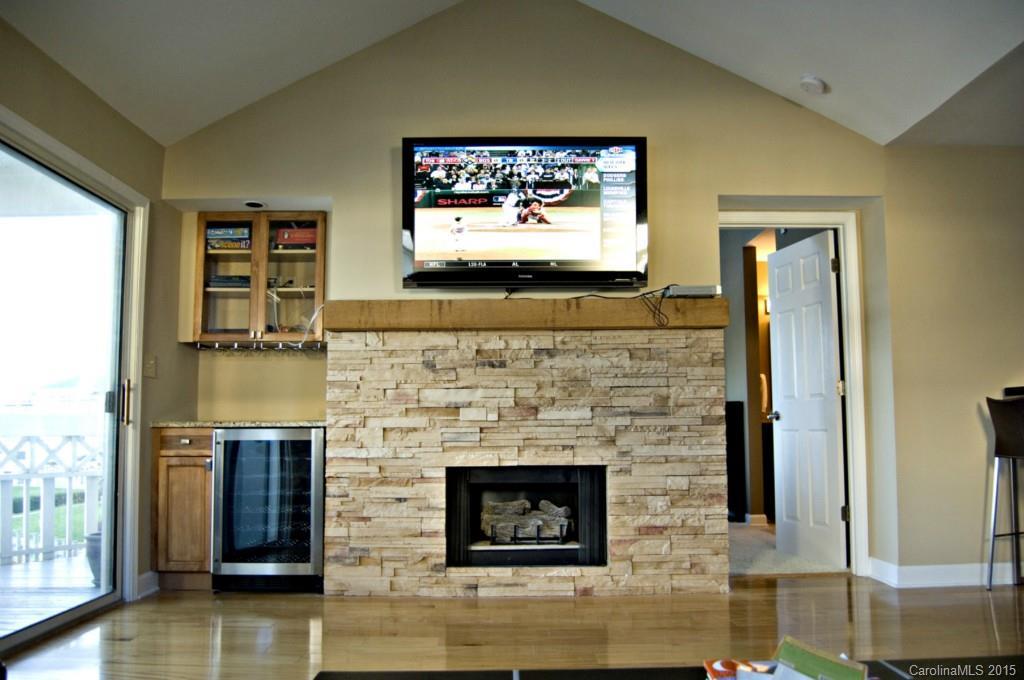 18767 Vineyard Point Ln. #18, Cornelius, NC 28031