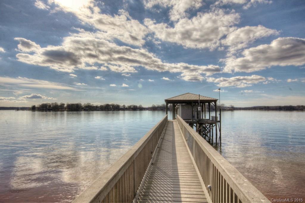 818 Mckendree Rd., Mooresville, NC 28117