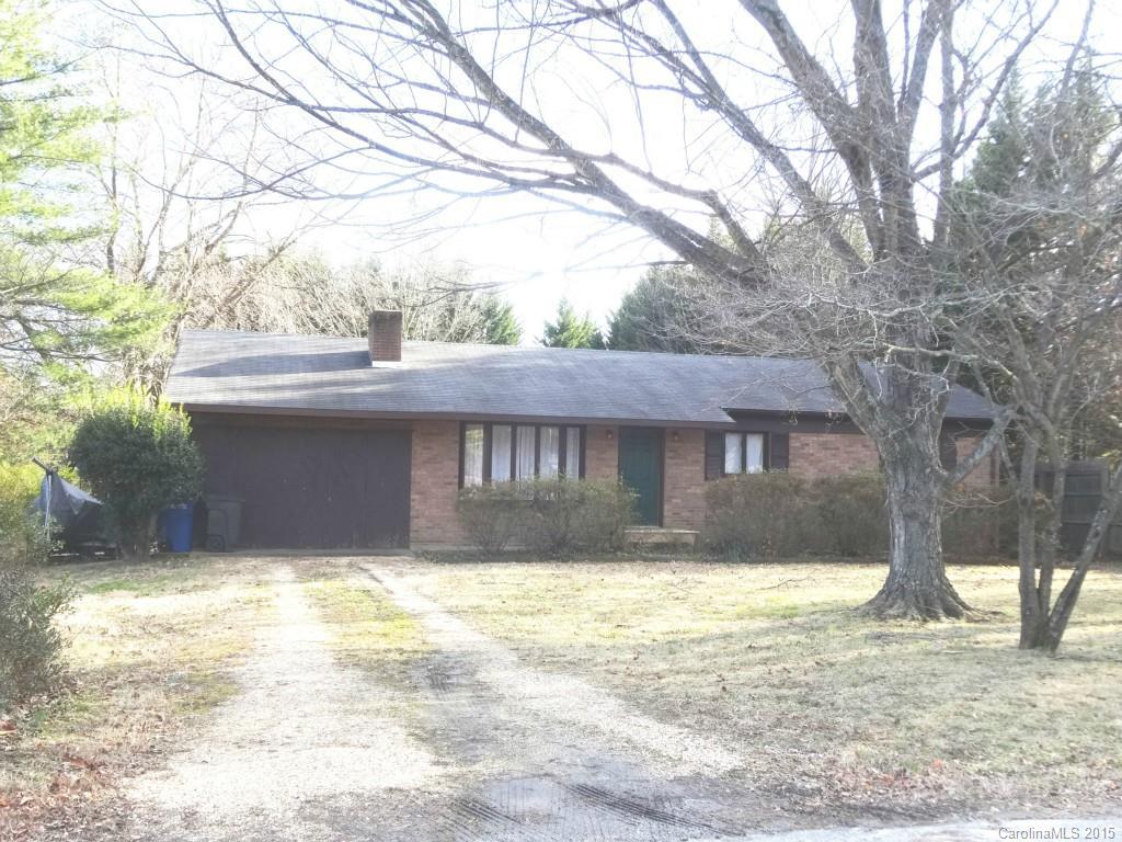 1314 Dixie Dr., Statesville, NC 28677