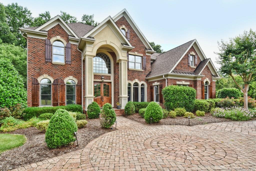 8009 Caliterra Dr., Matthews, NC 28104