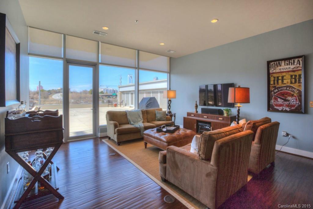 1100 Metropolitan Ave. #211, Charlotte, NC 28204