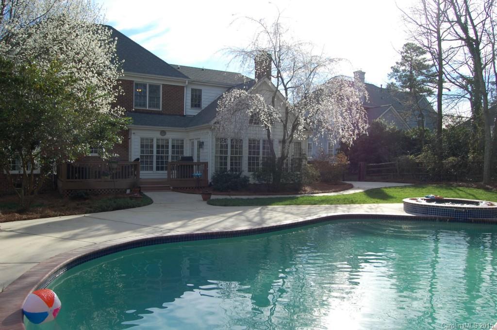 6201 Glen Manor Dr., Charlotte, NC 28269