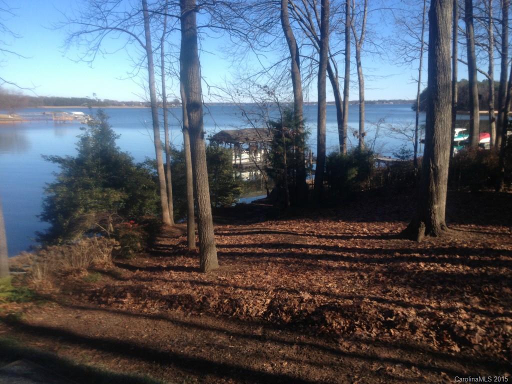 135 Washam Rd., Mooresville, NC 28117