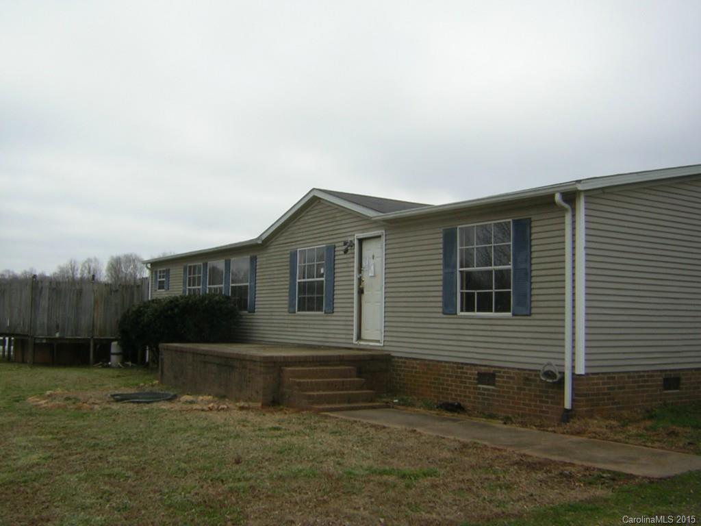 165 Knoll View Rd., Salisbury, NC 28147